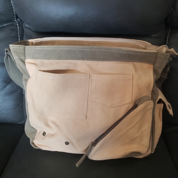 Messanger Bag - Picture 4 of 7